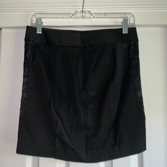 Express Black Skirt, Size 2 - Picture 5 of 6
